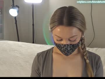 girl cam blondehottiek image #4154865