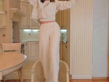 girl cam harrieteasley image #4661527