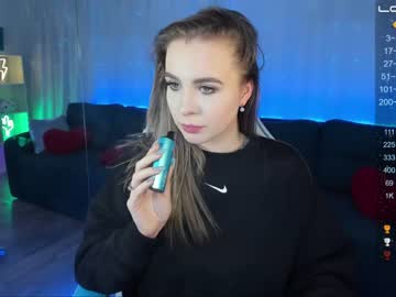 girl cam gemmaroberts image #498145