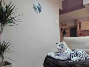 girl cam sofiaandwonderland image #1293076