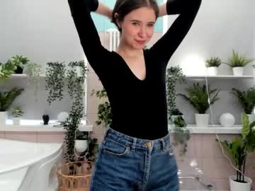 girl cam nextdoor_cuttie image #1112437