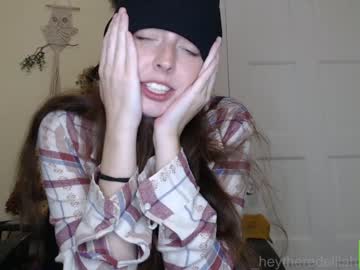 girl cam _heytheredelilah image #2232865