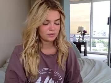girl cam littlemaryjane19 image #3384716