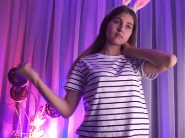 girl cam little_animal image #3752027