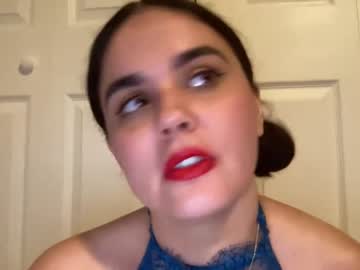girl cam gia_is_horny image #3135175