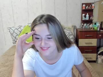 girl cam emmika_ image #1760533