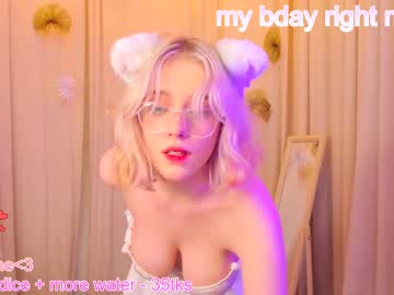 girl cam joyce_coy image #2594972
