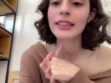 girl cam wonderland_stia image #4610251