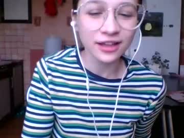 girl cam mekyy_no_neko image #2478570