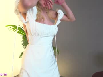 girl cam lolly_bella_ image #3046419
