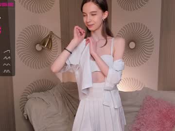 girl cam happiness_call image #3111849