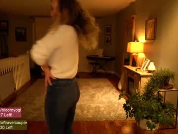 girl cam bloomyogi image #334850