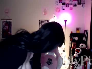 girl cam lilypixel image #2176054
