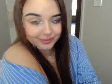 girl cam innocentxdoll19 image #1806425