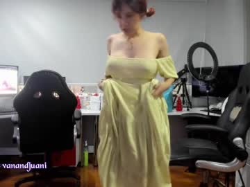 girl cam vanandjuani image #1959347