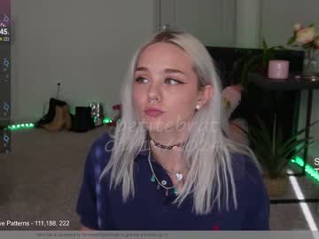 girl cam petitebrat image #4097245