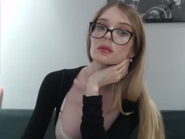 tranny cam cutiewhitefox image #1024314