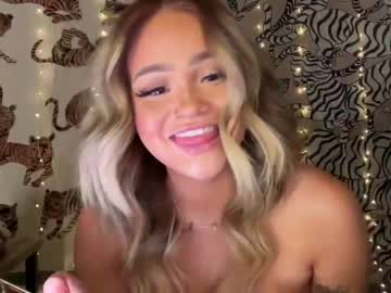 girl cam ari_02 image #3328944