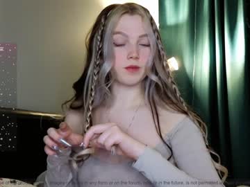 girl cam small_blondee image #4160861