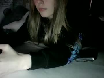 girl cam petitetinybabe image #3472111