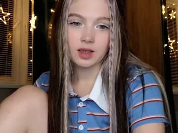 girl cam small_blondee image #3787538