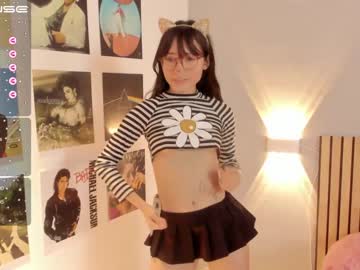 girl cam little_effy18 image #2914165