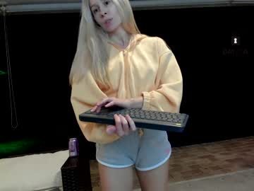 girl cam meggieshy image #2220010