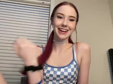girl cam petite_scarlettt image #3351643