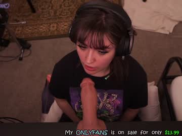 girl cam evelynpiers image #2333127