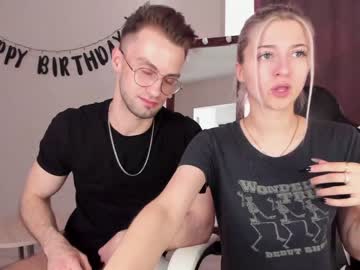 couple cam dominant_family image #940331