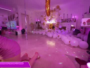 girl cam hannahjames710 image #3036350