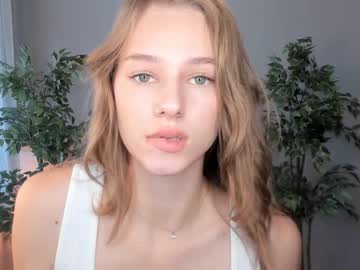 girl cam kellanflowers image #3520487