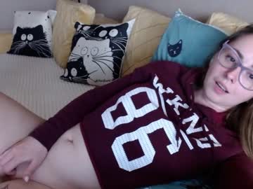 girl cam juicy_peach88 image #1021897