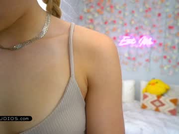 girl cam rosiebones image #1067034