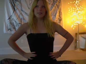 girl cam crimsonxrapture image #84345
