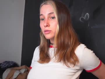 couple cam melnextd image #1540290