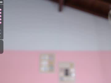 girl cam little_effy18 image #3626
