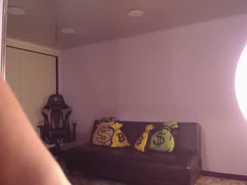 girl cam cocksuckingslutx image #4075171