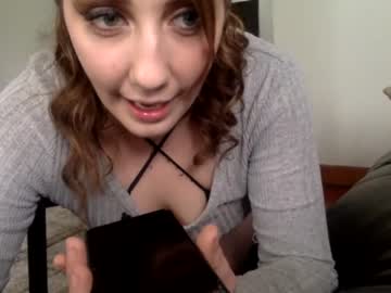 girl cam fendommommy96 image #1190427