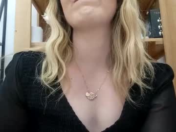 girl cam hockeywife image #2787014