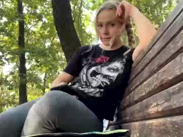 girl cam bondgirl013 image #1648907