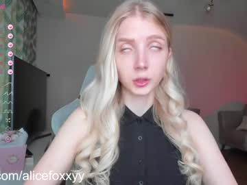 girl cam oh_honey_ image #3371705