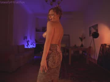 girl cam thelawofattraction image #253343