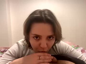 holldydolly18  cam