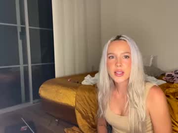 girl cam islandbarbiee image #2815134