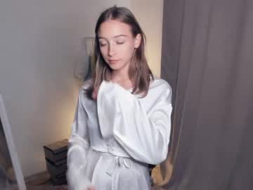 girl cam wave_of_happy_ image #3612257