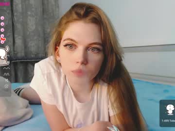 girl cam small_blondee image #2097582