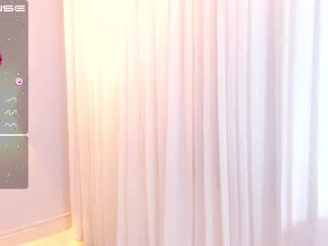 girl cam little_effy18 image #2667047
