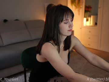 girl cam _blackbee_ image #3909030