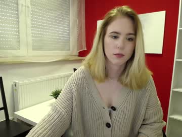 girl cam blasting_clear image #54217